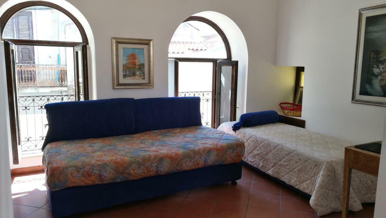 Piccolo Casale Apartment มิลาซโซ ภายนอก รูปภาพ